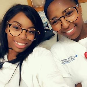 Meet your Posher, Leah